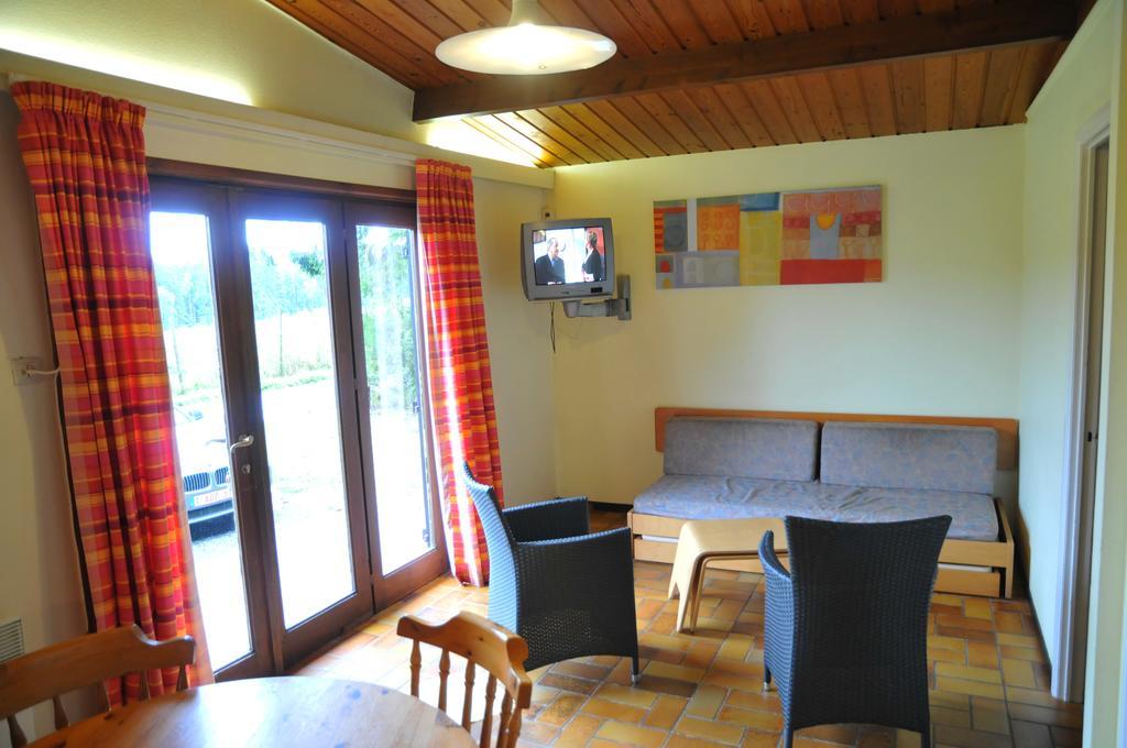 Village De Vacances De Vencimont Voneche ห้อง รูปภาพ